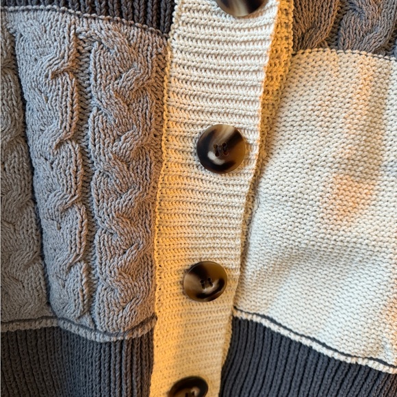 POL Gray Blue and Cream Cardigan Sweater - Picture 3 of 4